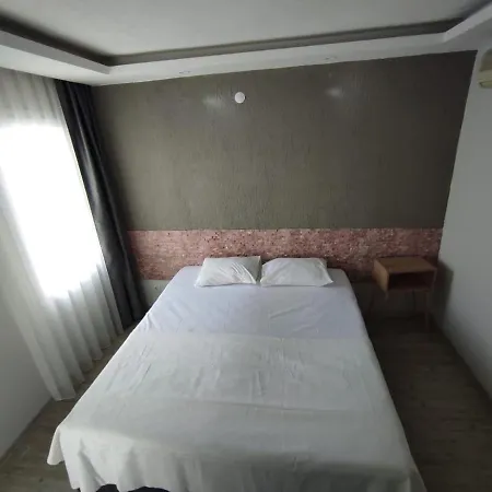1989 Sebat Homestay szállás *